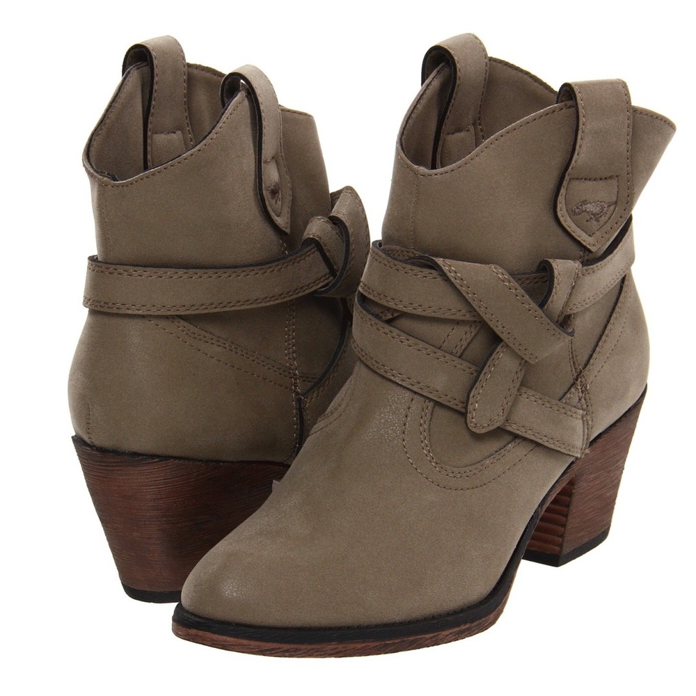 ROCKET DOG: Sayla Western Bootie